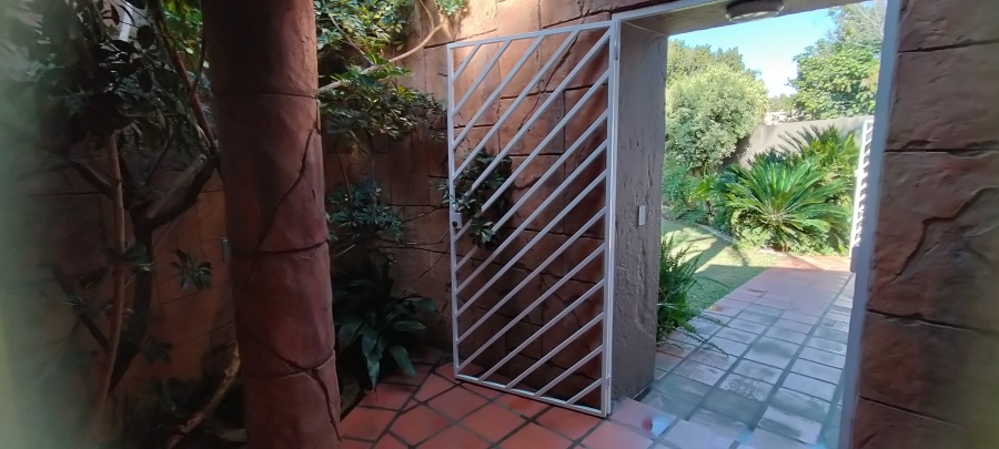 4 Bedroom Property for Sale in Noordheuwel Gauteng