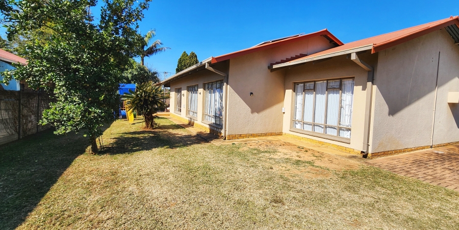 4 Bedroom Property for Sale in Pretoria North Gauteng
