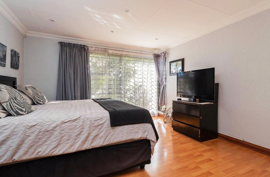 2 Bedroom Property for Sale in Bassonia Gauteng
