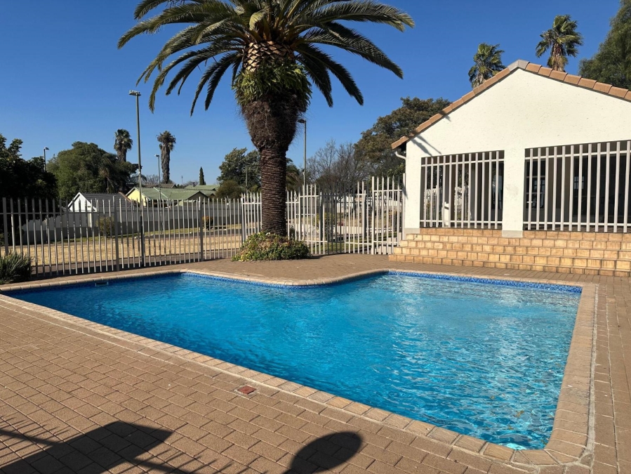 2 Bedroom Property for Sale in Eden Glen Gauteng