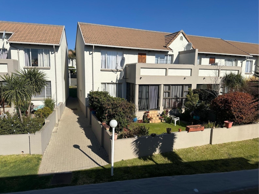 2 Bedroom Property for Sale in Eden Glen Gauteng