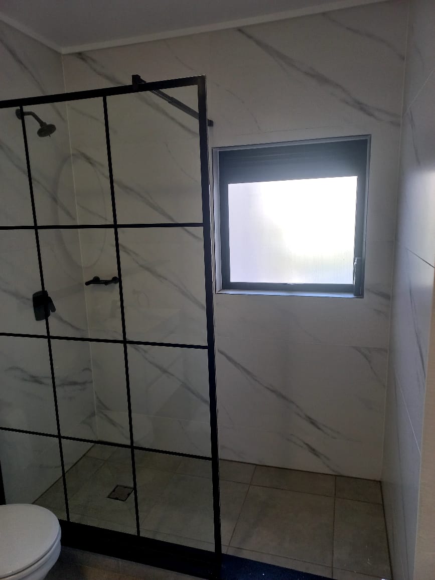 To Let 3 Bedroom Property for Rent in Waterfall Gauteng