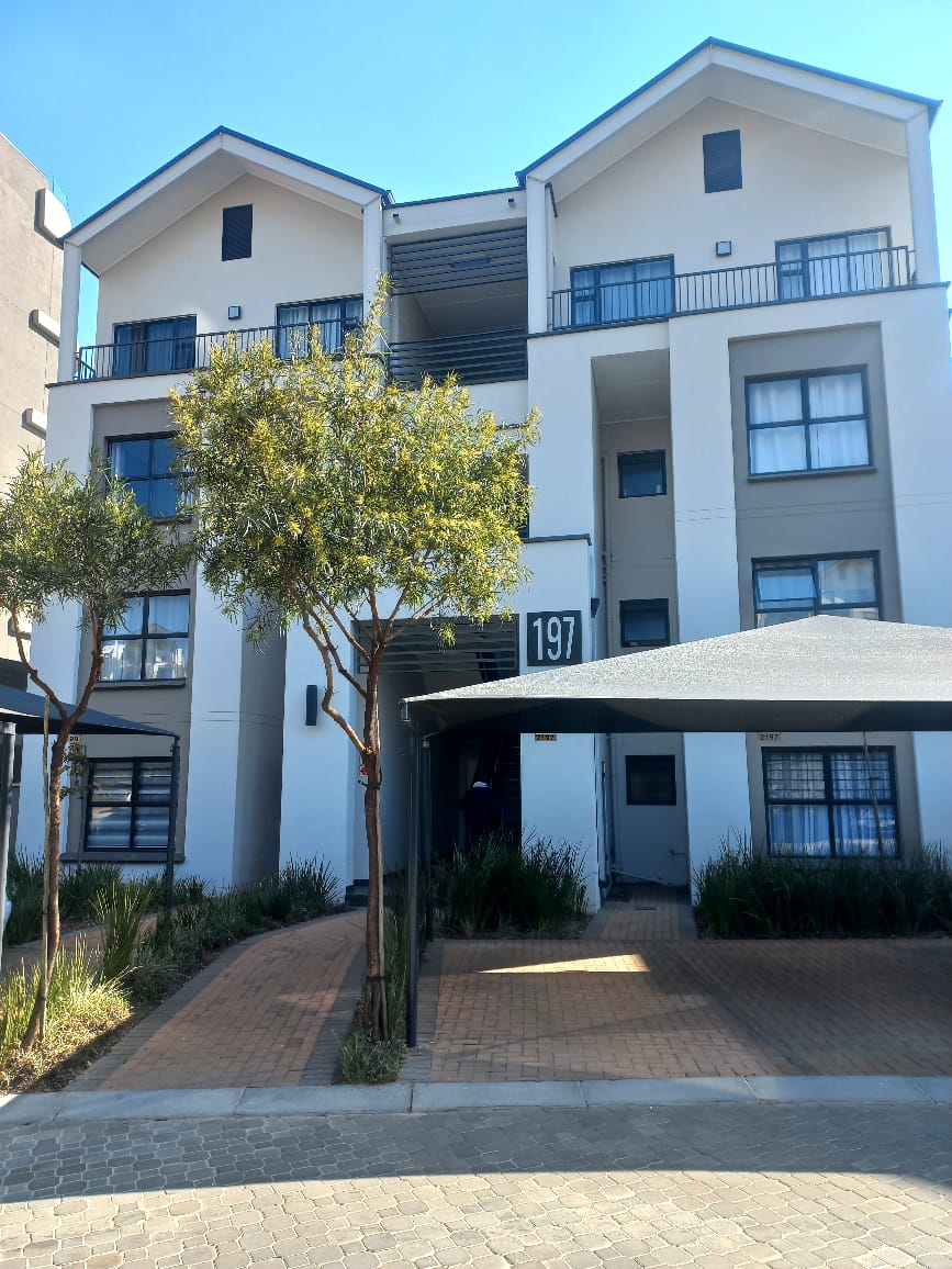 To Let 3 Bedroom Property for Rent in Waterfall Gauteng