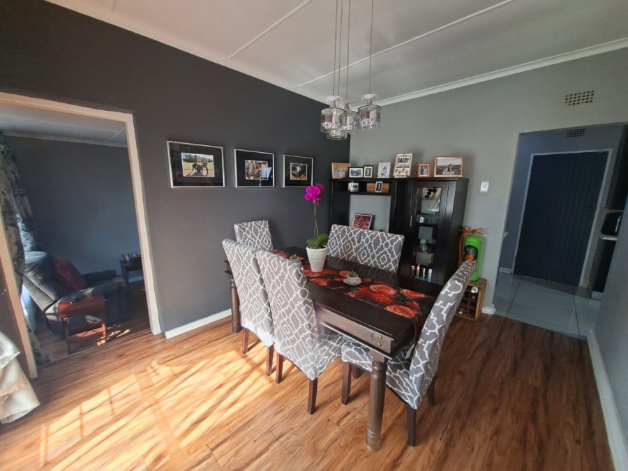 4 Bedroom Property for Sale in Florida Park Gauteng