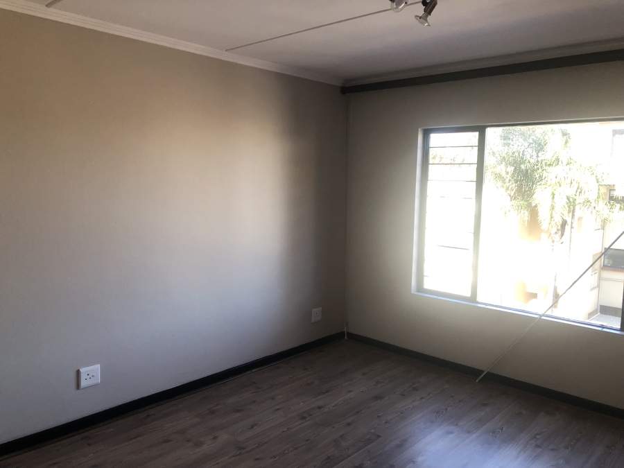 To Let 3 Bedroom Property for Rent in Sunninghill Gauteng