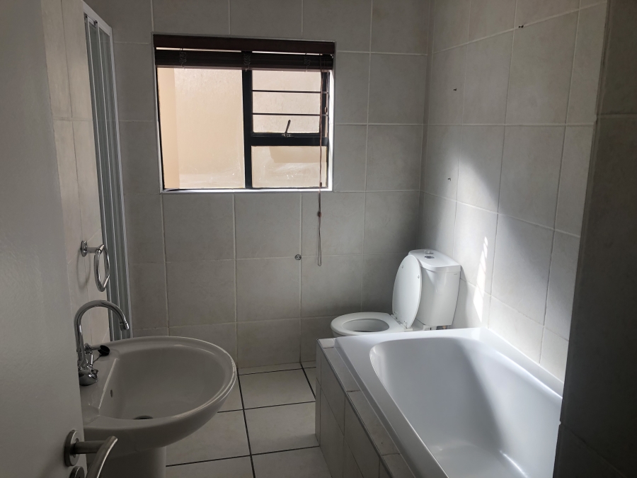 To Let 3 Bedroom Property for Rent in Sunninghill Gauteng
