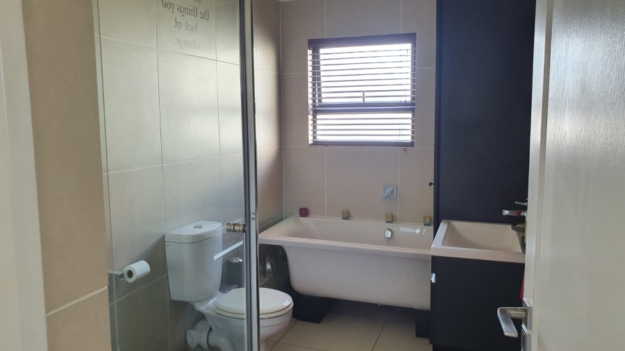 To Let 2 Bedroom Property for Rent in Greenstone Hill Gauteng