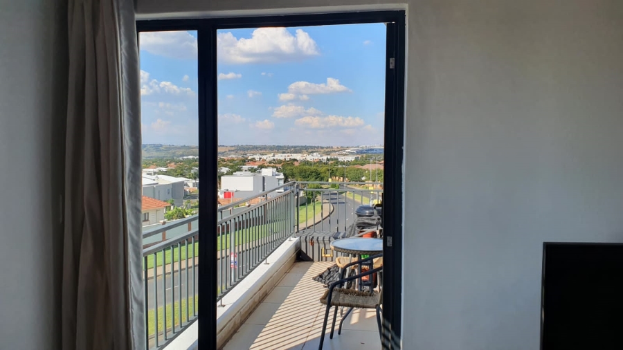 To Let 2 Bedroom Property for Rent in Greenstone Hill Gauteng