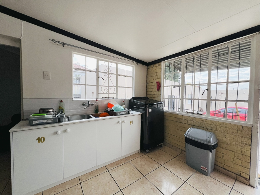 12 Bedroom Property for Sale in Westdene Gauteng