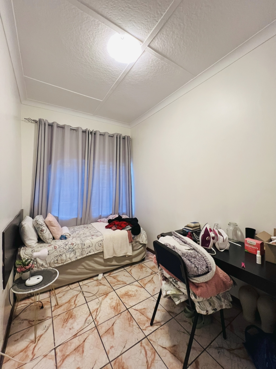 12 Bedroom Property for Sale in Westdene Gauteng