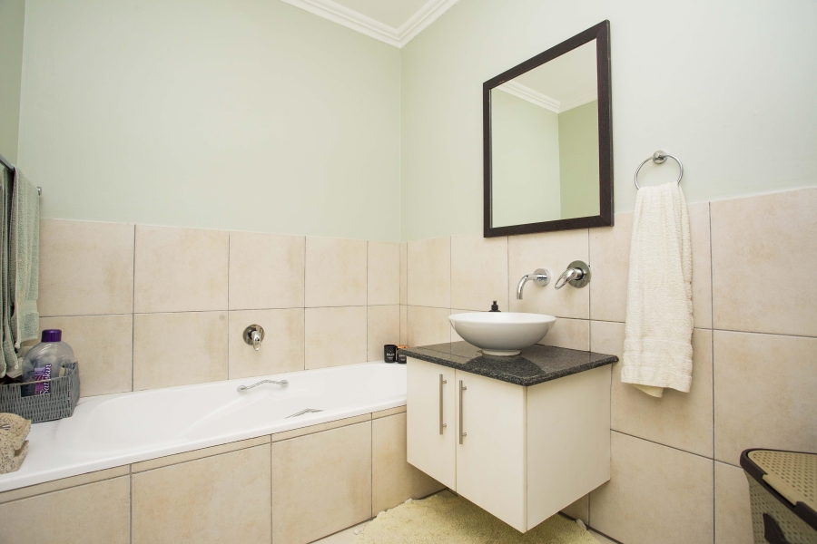2 Bedroom Property for Sale in Rivonia Gauteng