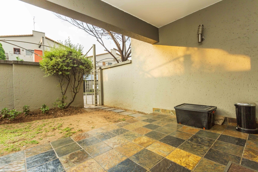 2 Bedroom Property for Sale in Rivonia Gauteng