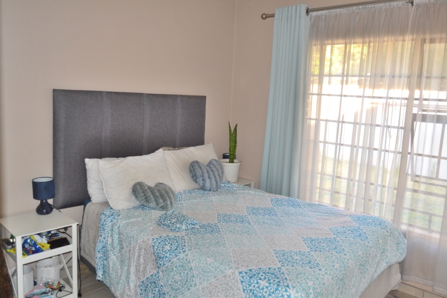 3 Bedroom Property for Sale in Thatchfield Estate Gauteng