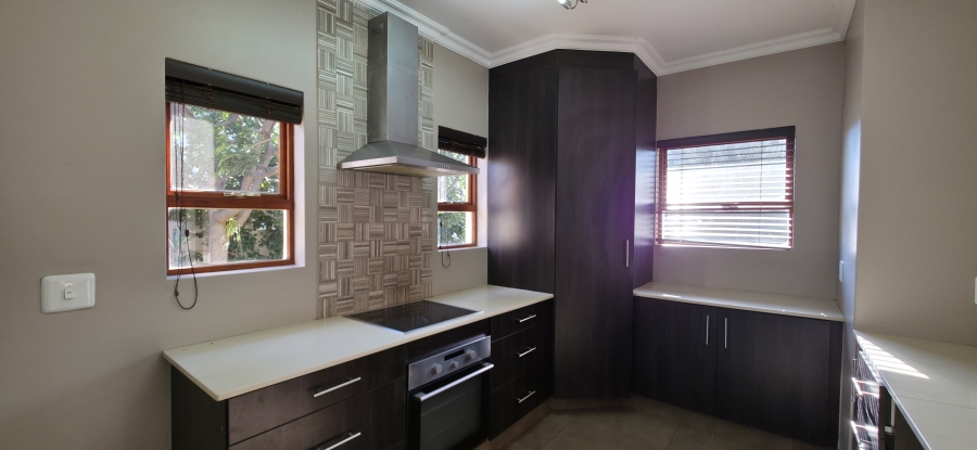 3 Bedroom Property for Sale in Boardwalk Gauteng