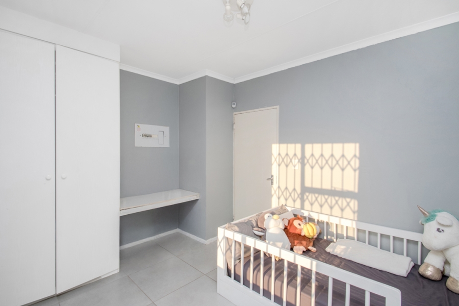 2 Bedroom Property for Sale in Honeypark Gauteng