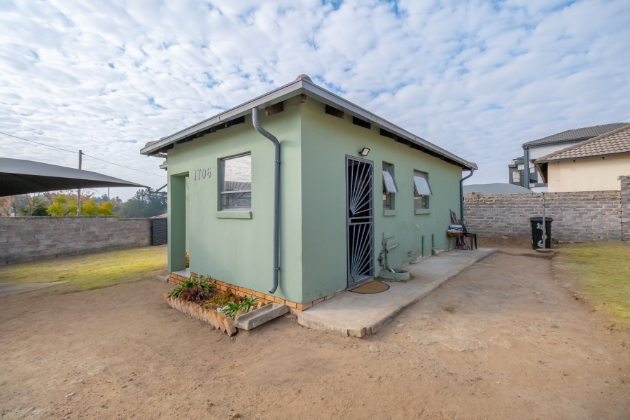 2 Bedroom Property for Sale in Bloubosrand Gauteng
