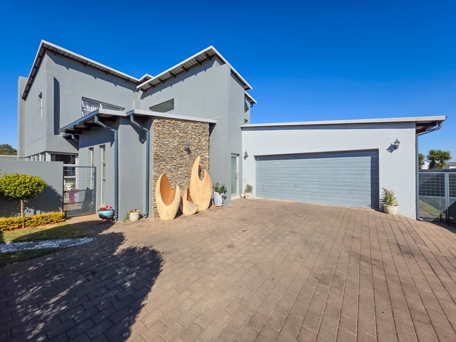 4 Bedroom Property for Sale in Olympus AH Gauteng