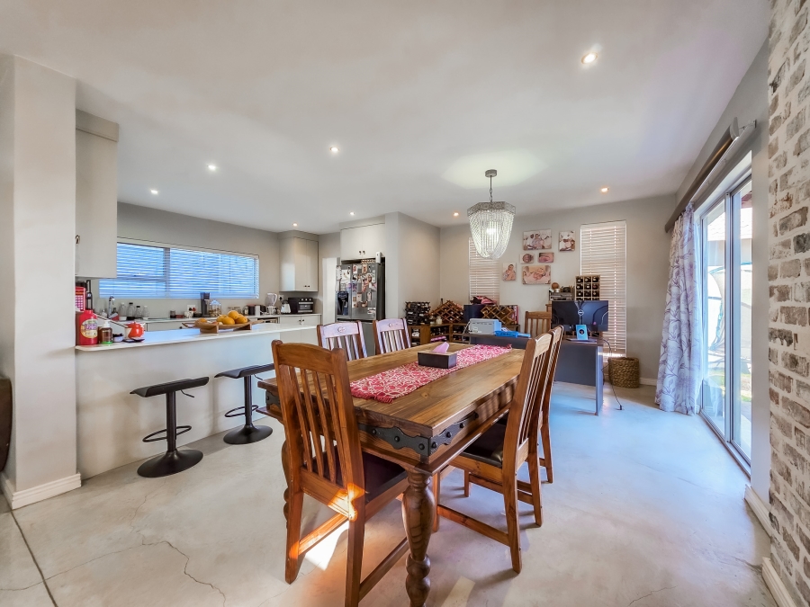 4 Bedroom Property for Sale in Olympus AH Gauteng
