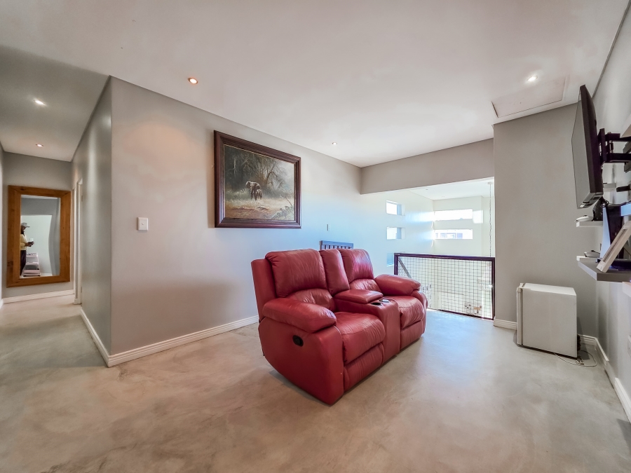 4 Bedroom Property for Sale in Olympus AH Gauteng