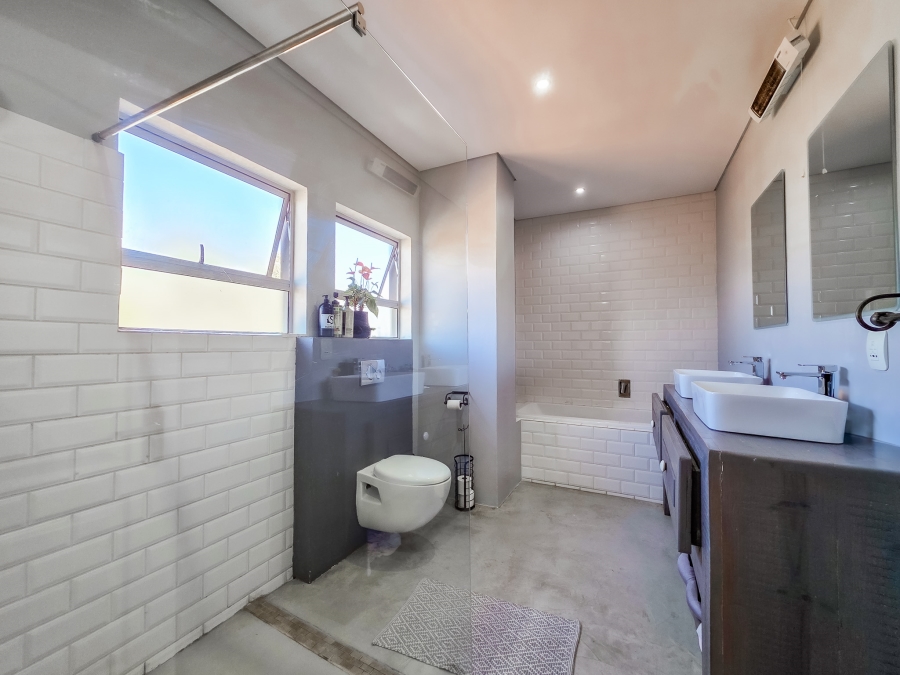 4 Bedroom Property for Sale in Olympus AH Gauteng