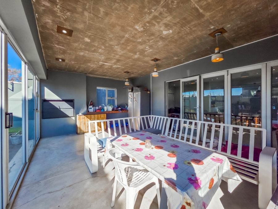 4 Bedroom Property for Sale in Olympus AH Gauteng