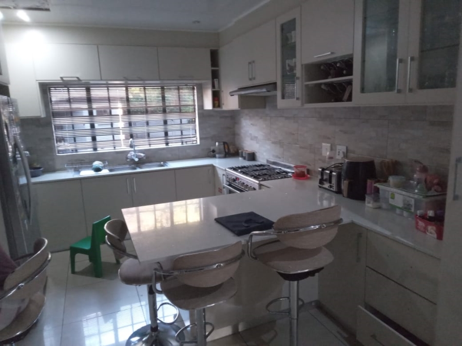 4 Bedroom Property for Sale in Chantelle Gauteng