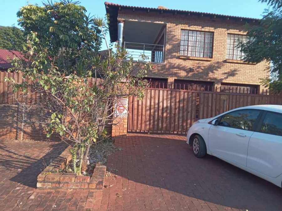 4 Bedroom Property for Sale in Chantelle Gauteng