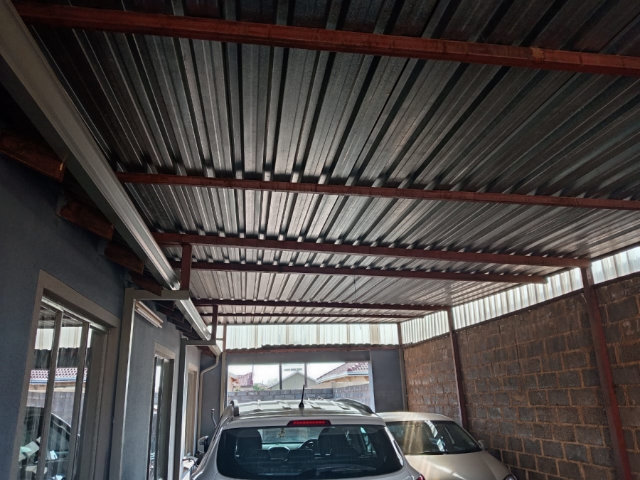 3 Bedroom Property for Sale in Protea Glen Gauteng