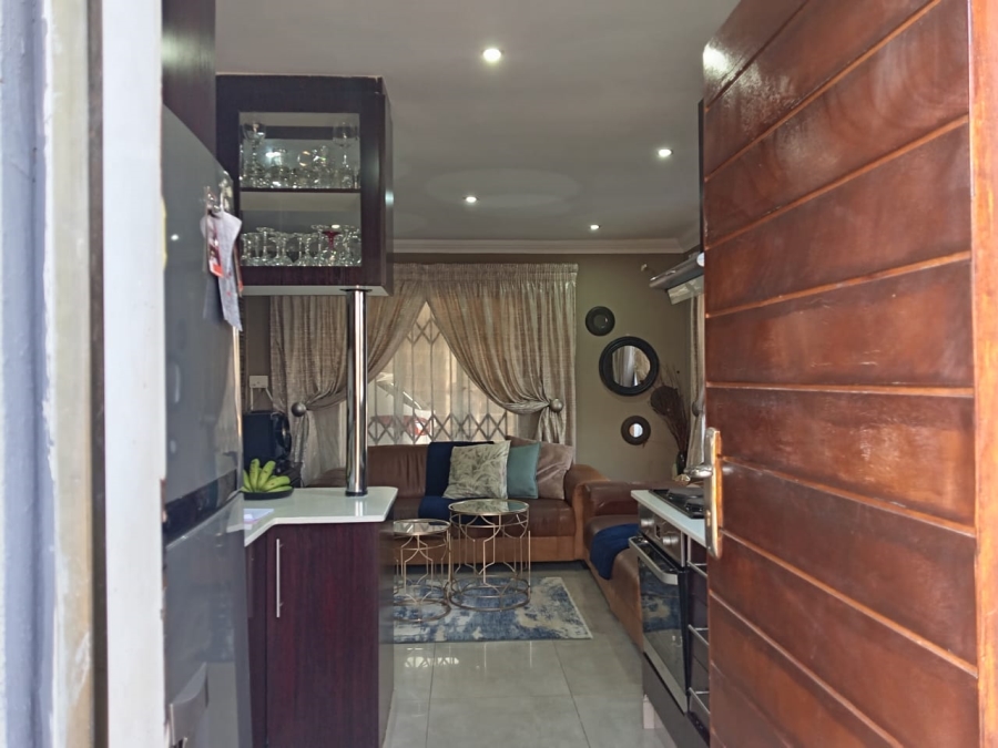 3 Bedroom Property for Sale in Protea Glen Gauteng