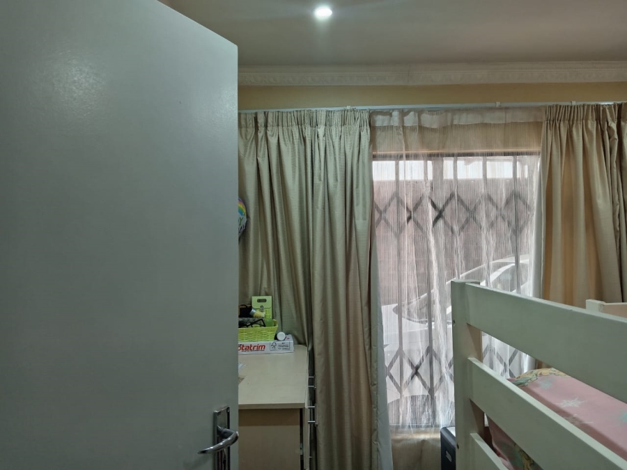 3 Bedroom Property for Sale in Protea Glen Gauteng