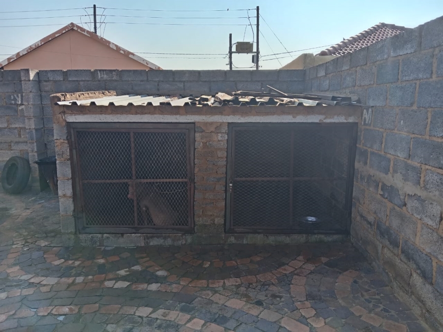 3 Bedroom Property for Sale in Protea Glen Gauteng