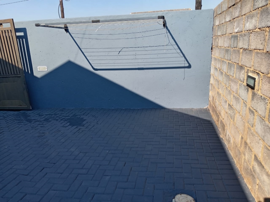 3 Bedroom Property for Sale in Protea Glen Gauteng