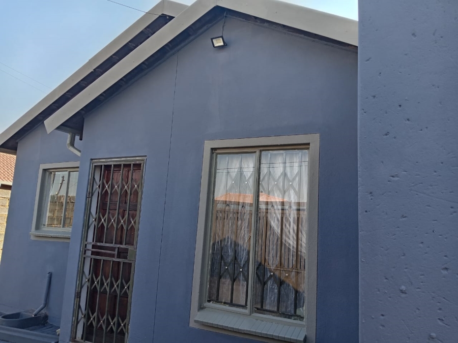 3 Bedroom Property for Sale in Protea Glen Gauteng