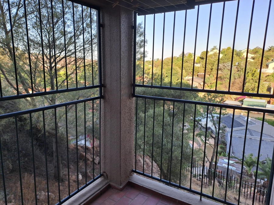 3 Bedroom Property for Sale in Wilro Park Gauteng