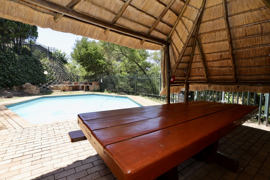 3 Bedroom Property for Sale in Wilro Park Gauteng