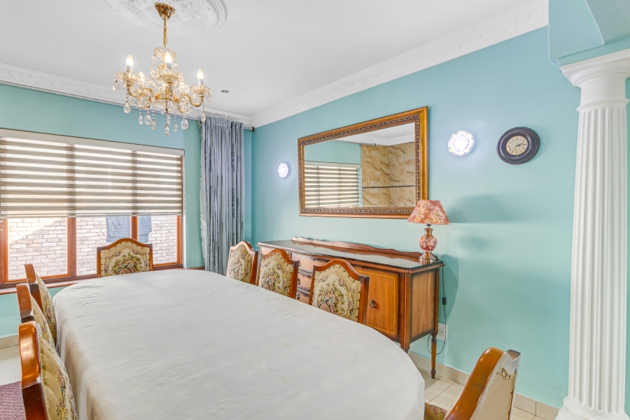5 Bedroom Property for Sale in Noordwyk Gauteng