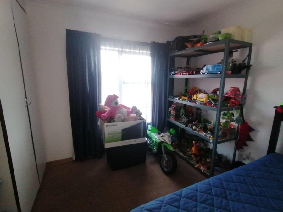2 Bedroom Property for Sale in New Market Park Gauteng