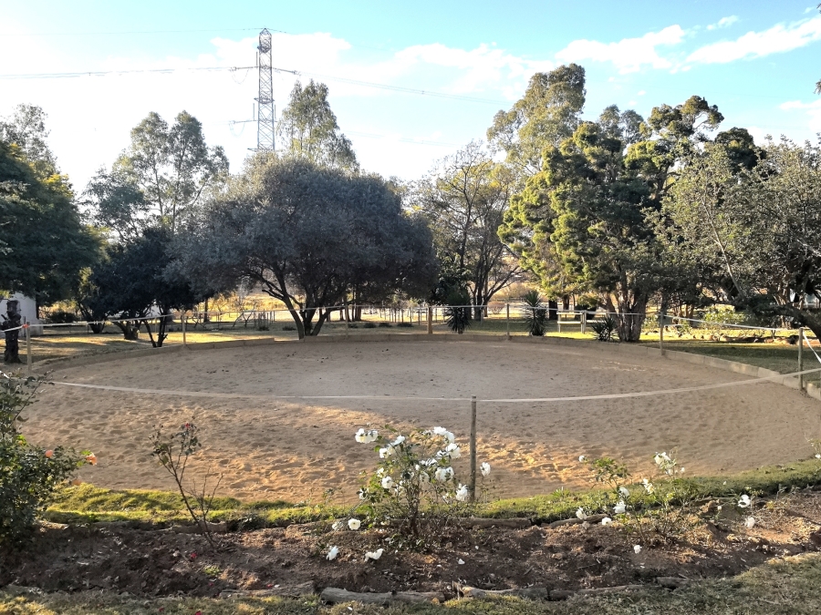 4 Bedroom Property for Sale in Laezonia Gauteng