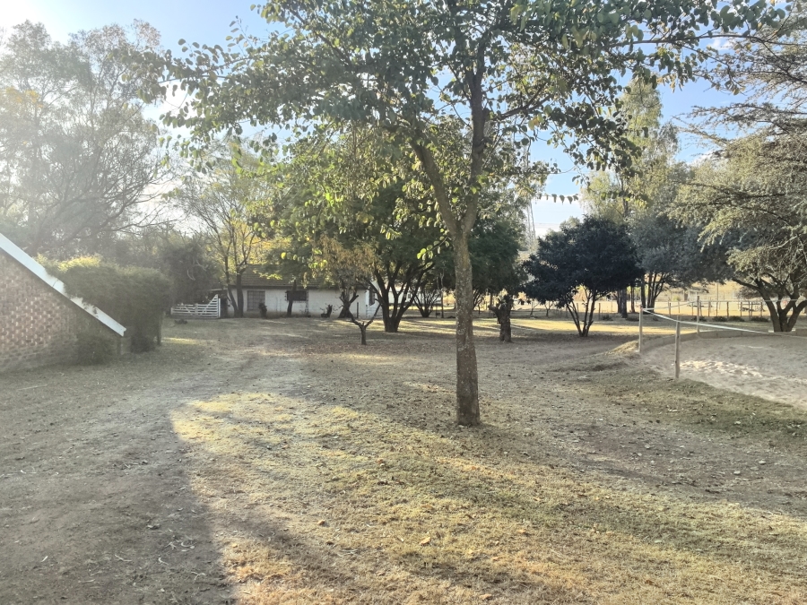 4 Bedroom Property for Sale in Laezonia Gauteng