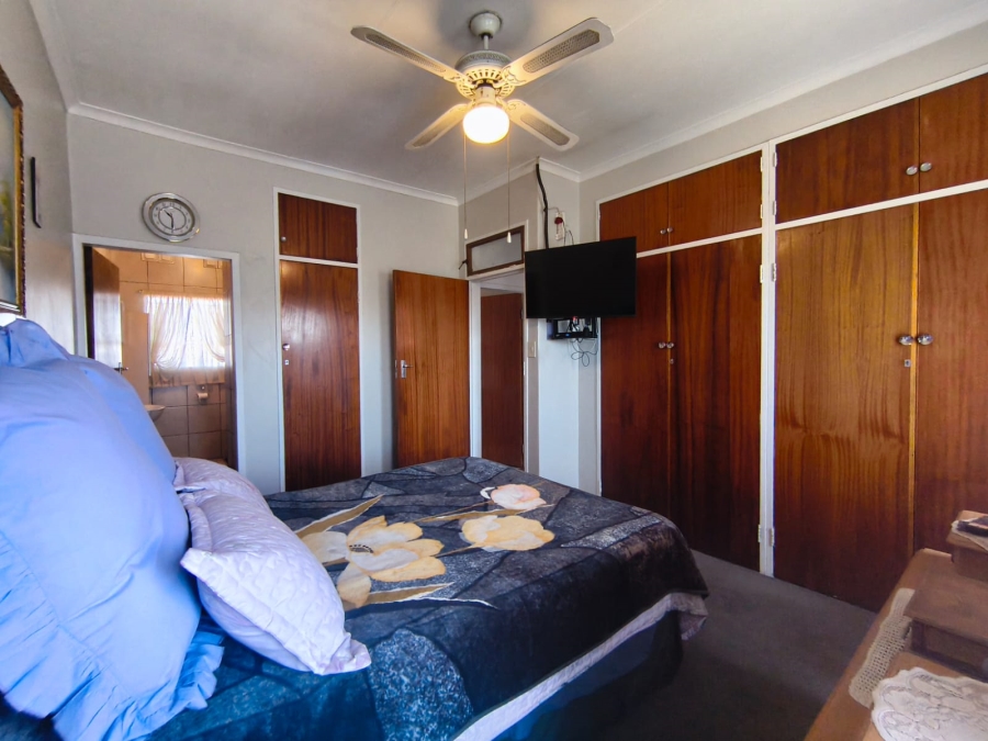 2 Bedroom Property for Sale in Albemarle Gauteng