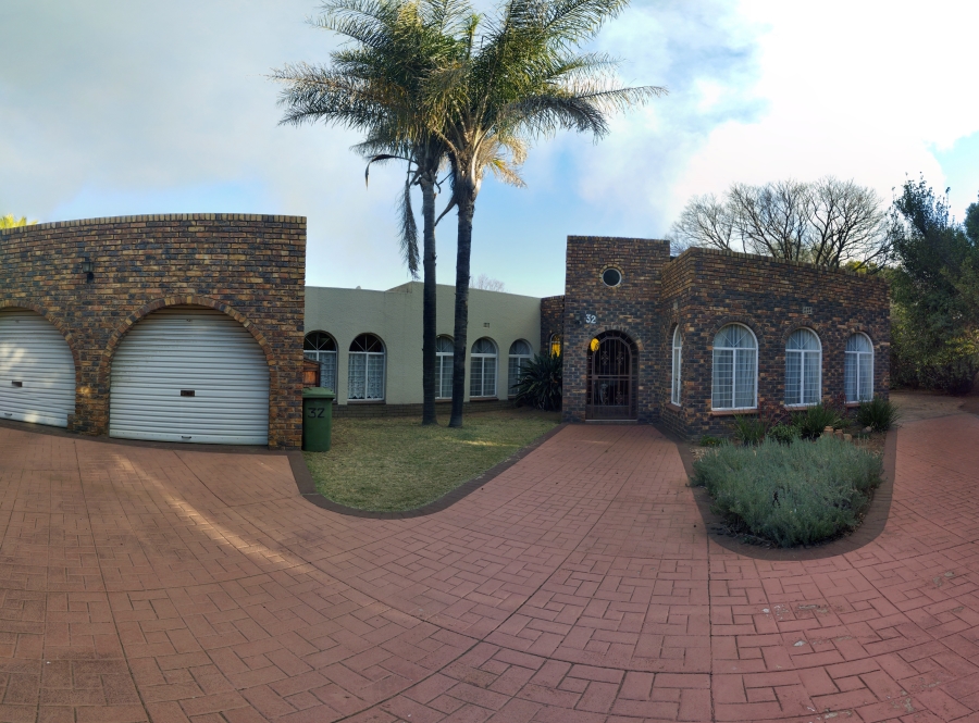 3 Bedroom Property for Sale in Brackenhurst Gauteng
