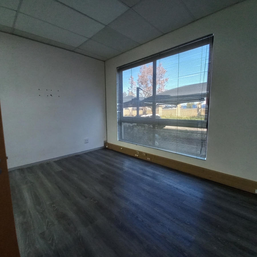To Let commercial Property for Rent in Parkhaven Gauteng