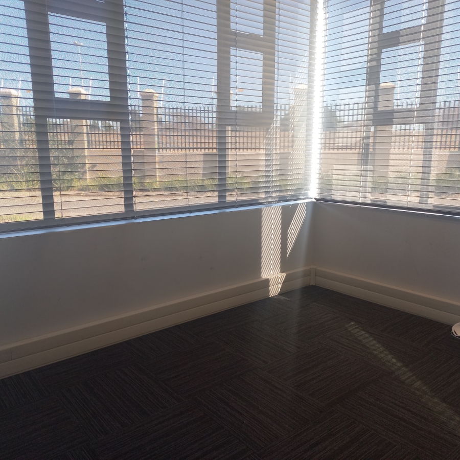 To Let commercial Property for Rent in Parkhaven Gauteng
