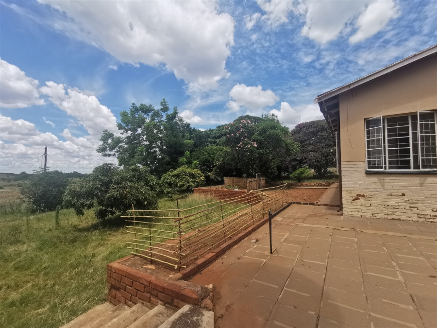 5 Bedroom Property for Sale in Patryshoek A H Gauteng
