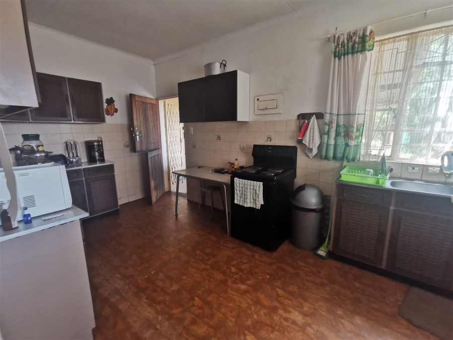 5 Bedroom Property for Sale in Patryshoek A H Gauteng