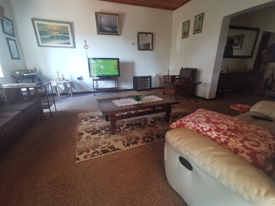 5 Bedroom Property for Sale in Patryshoek A H Gauteng