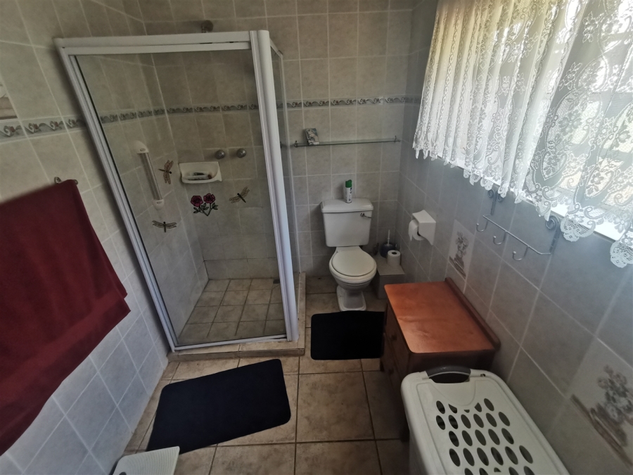 5 Bedroom Property for Sale in Patryshoek A H Gauteng