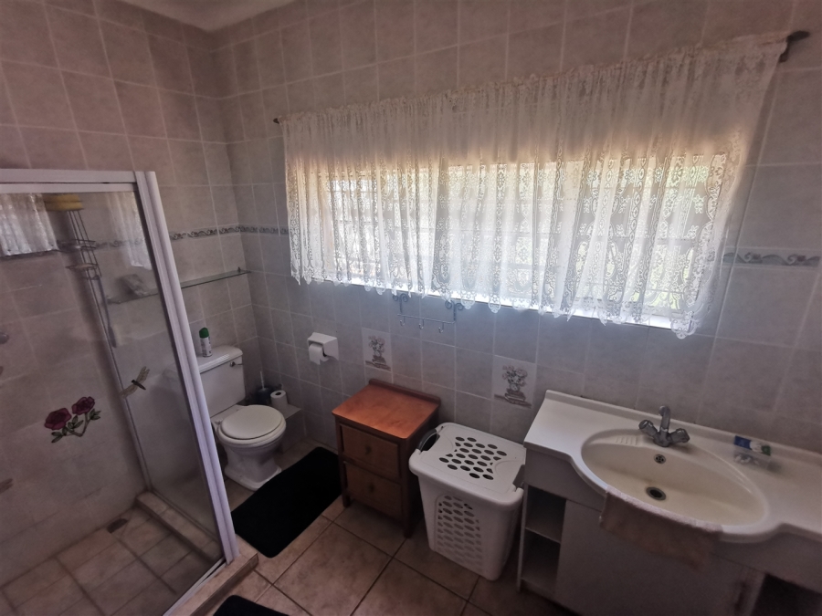 5 Bedroom Property for Sale in Patryshoek A H Gauteng