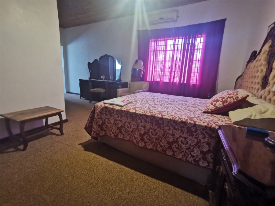 5 Bedroom Property for Sale in Patryshoek A H Gauteng