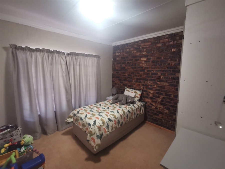 7 Bedroom Property for Sale in Patryshoek A H Gauteng